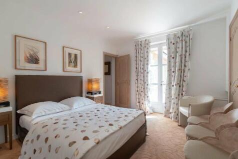 Bedroom Carpet Wooden floor