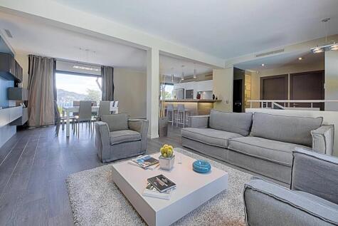 Living-room Wooden floor Stainless steel