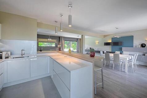 Kitchen Wooden floor
