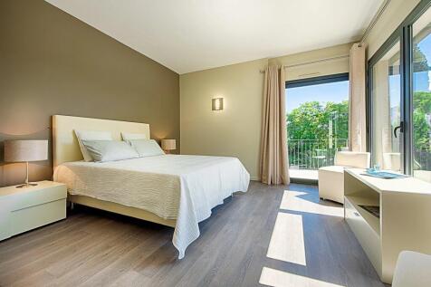 Bedroom Wooden floor