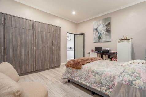 Property Image 82