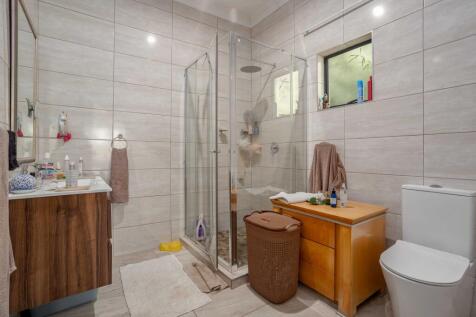 Property Image 96