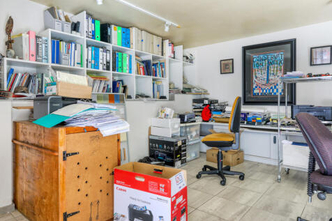 Office / Bedroom 3