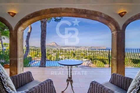 Property Image 8