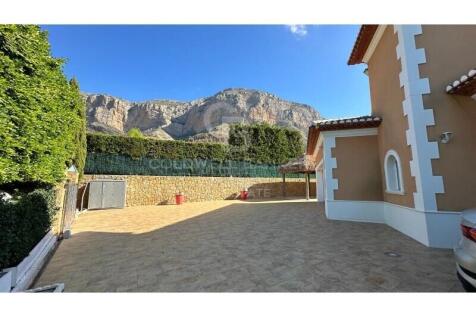 Property Image 37