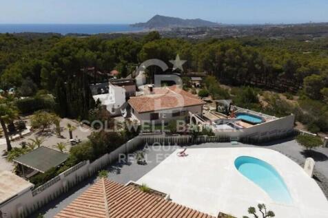 Property Image 8