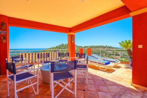 Property Image 8