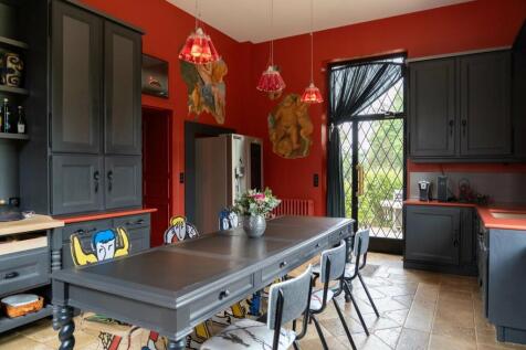 Property Image 8