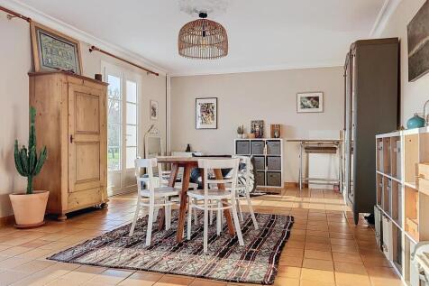 Property Image 9
