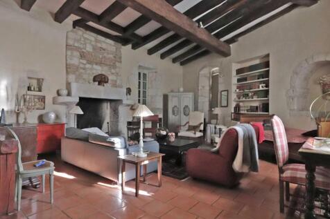 Property Image 4