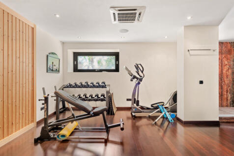 Property Image 28