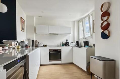 Property Image 6