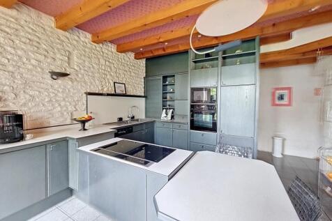 Property Image 6