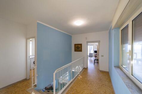 1M8A0102-HDR.jpg