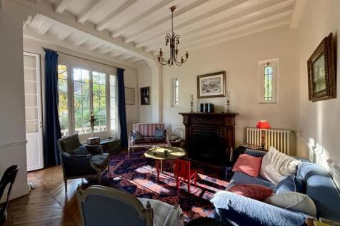 Property Image 4