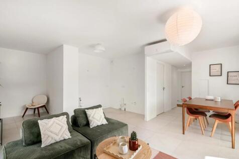 Appartement  vendre Antibes
