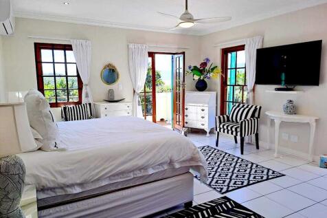 Mian bedroom with walk in cupboard
