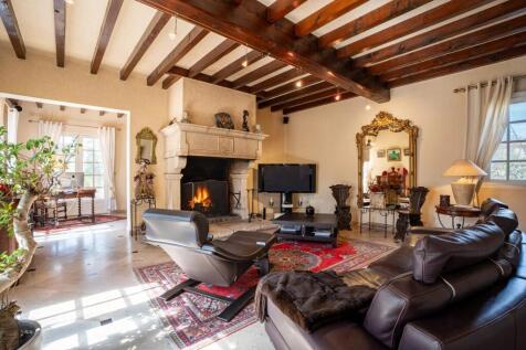 Property Image 4