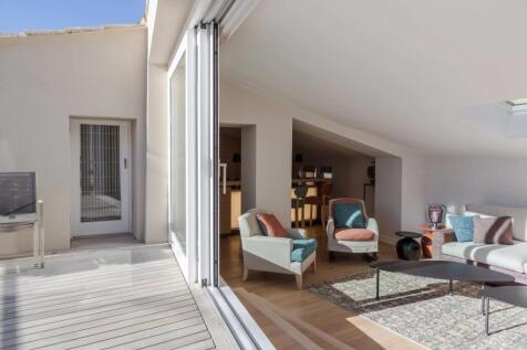 Living-room Wooden floor