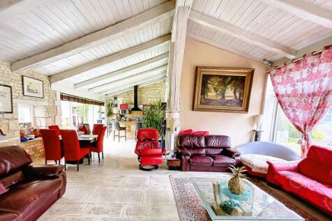 Property Image 6