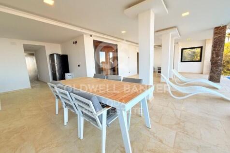 Property Image 102