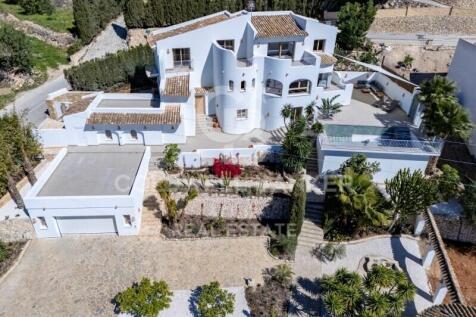 Property Image 11