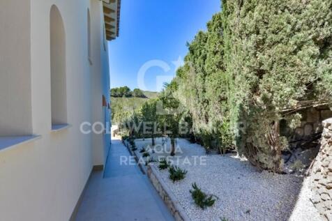 Property Image 37