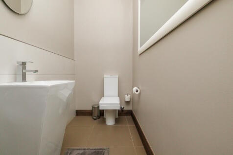 Bedroom 2 En-Suite Bathroom