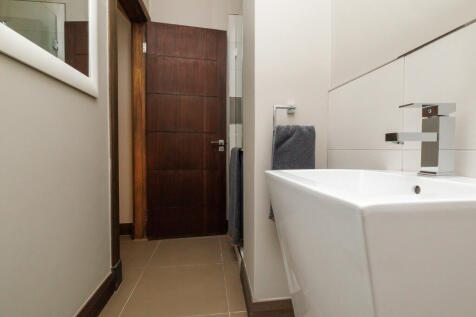 Bedroom 2 En-Suite Bathroom