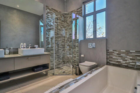 Bedroom 3 en-suite