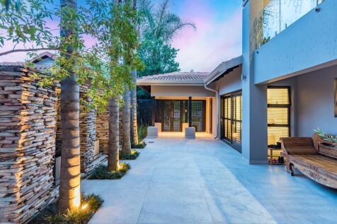 Entrance courtyard