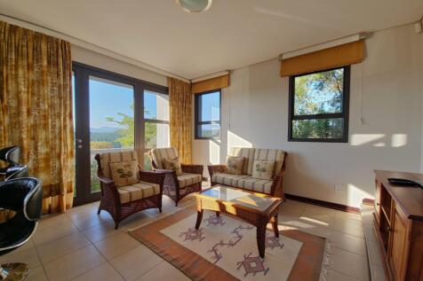 Flatlet Living Area