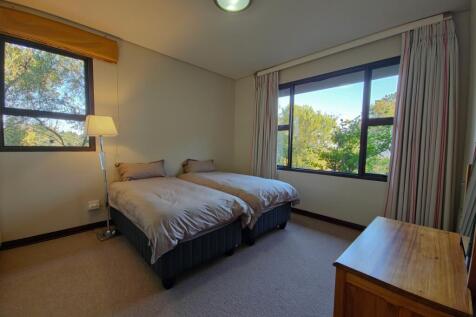 Flatlet Bedroom