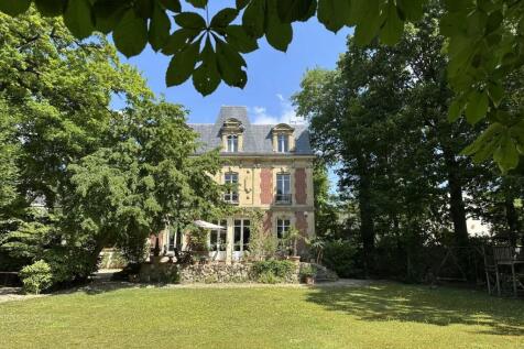 Property Image 1