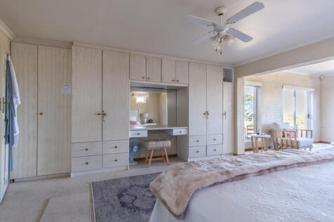 Main bedroom