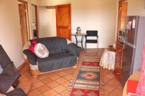 Unit 4 - Lounge