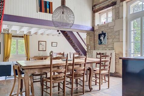 Property Image 4