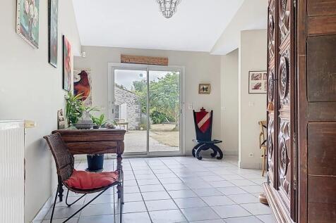 Property Image 11