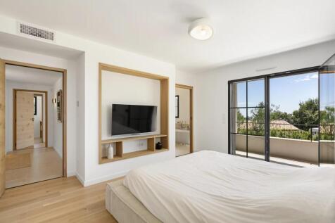 Villa de luxe  vendre Tourettes sur Loup