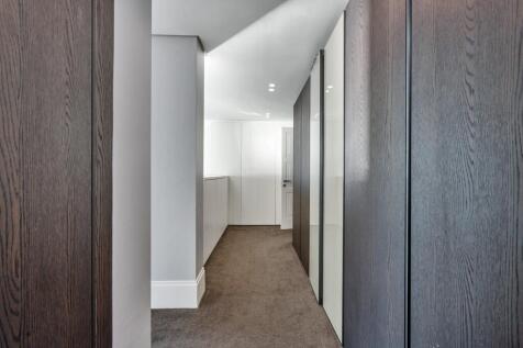 Walk-In Closet Area Main Bedroom