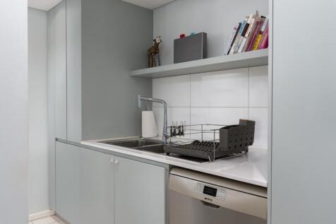 Scullery/Laundry