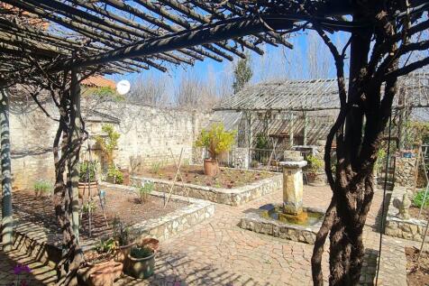 Herb and Vegetable Garden