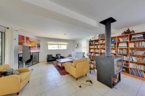 Property Image 27