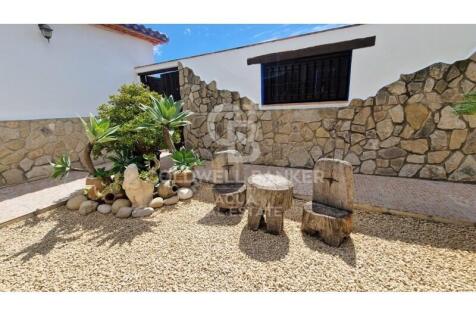 Property Image 101