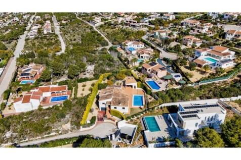 Property Image 4
