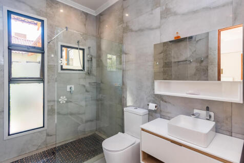 Bedroom 2 Ensuite  Bathroom