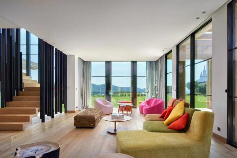 Living-room Wooden floor