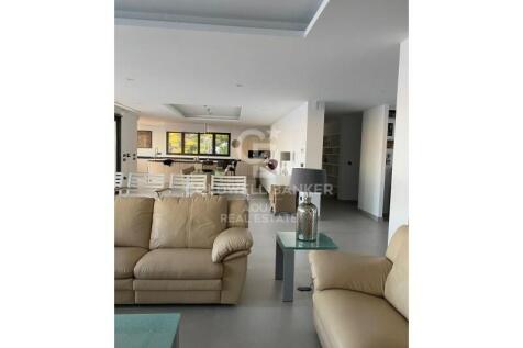 Property Image 79