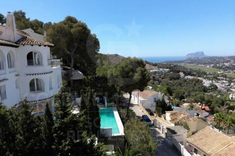 Property Image 4