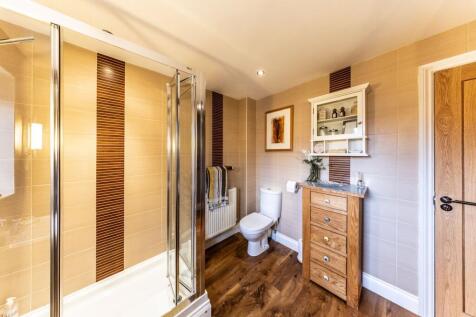 Guest En-Suite